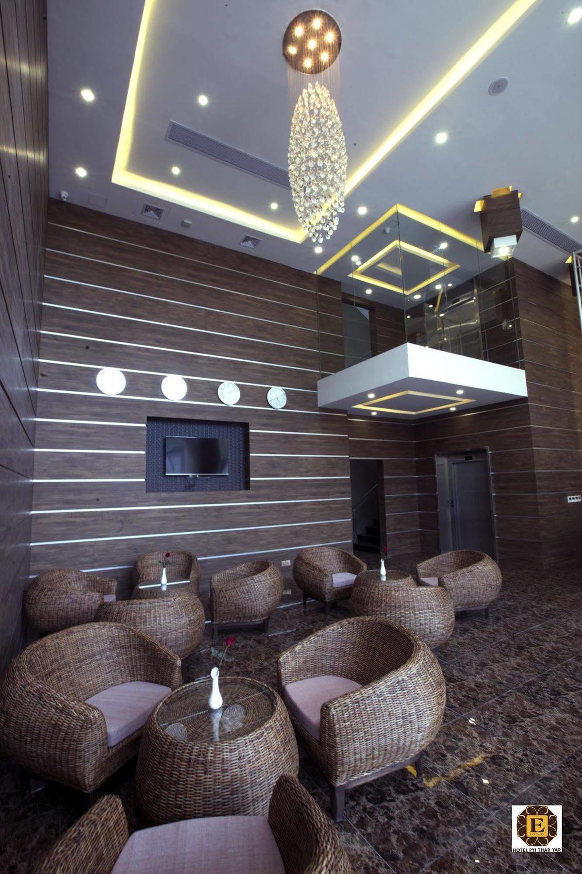 Elegant Hotel Pyi Thar Yar Yangon Exterior photo