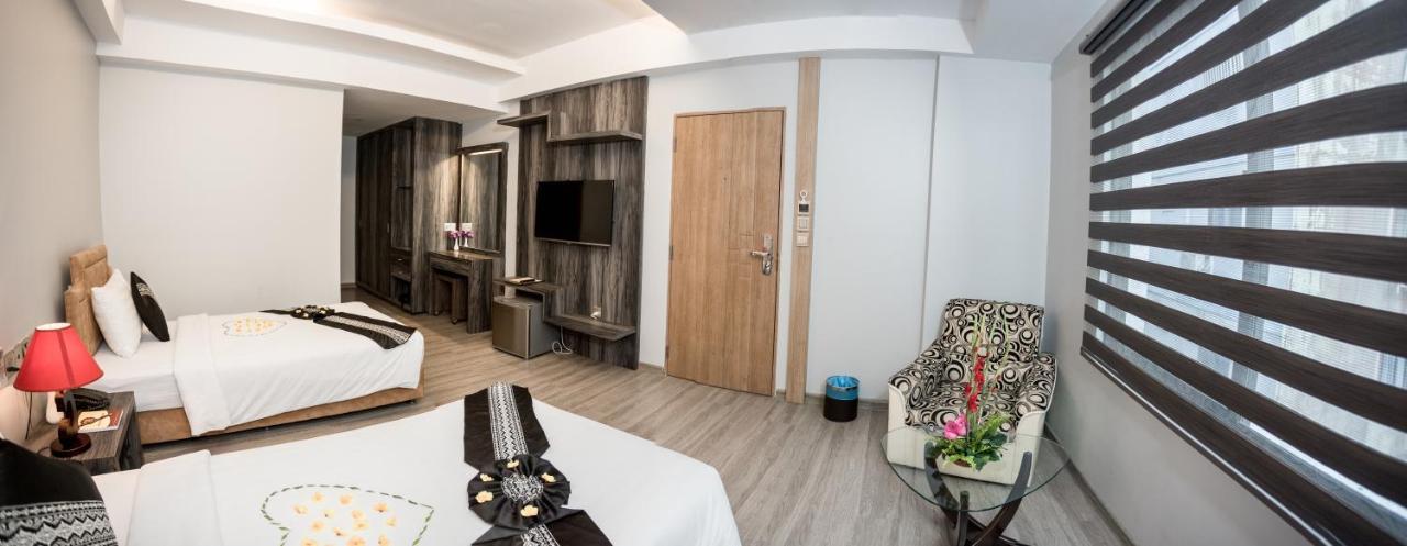 Elegant Hotel Pyi Thar Yar Yangon Exterior photo